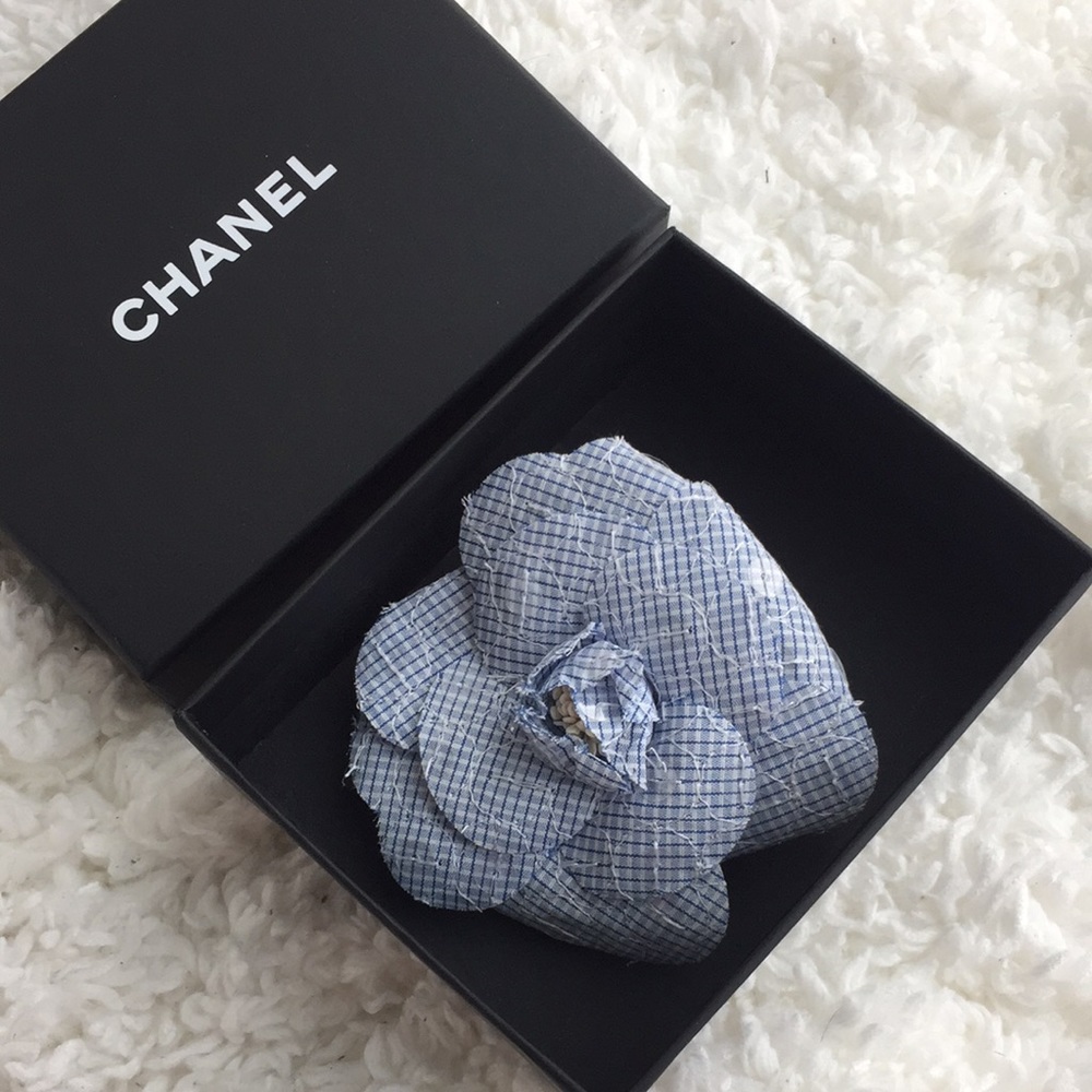 Chanel Blue Sequin Gingham Camellia Brooch Vintage - Picture 2 of 6